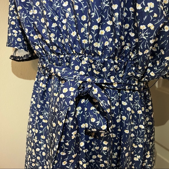 SHEIN | Floral flouncy sleeve dress - Picture 5 of 13